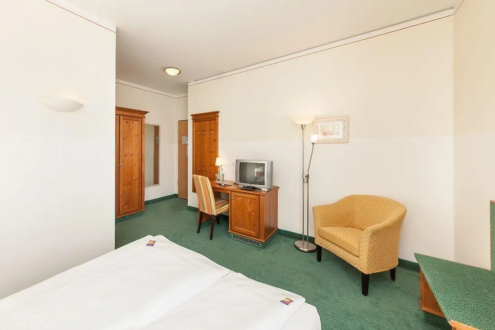 Garner Hotel Munich - Messe By Ihg Haar