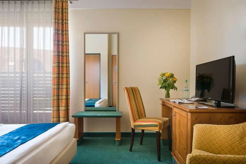 Garner Hotel Munich - Messe By Ihg Haar
